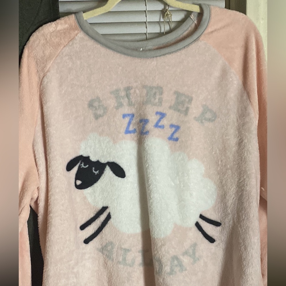 Women plus size sweater